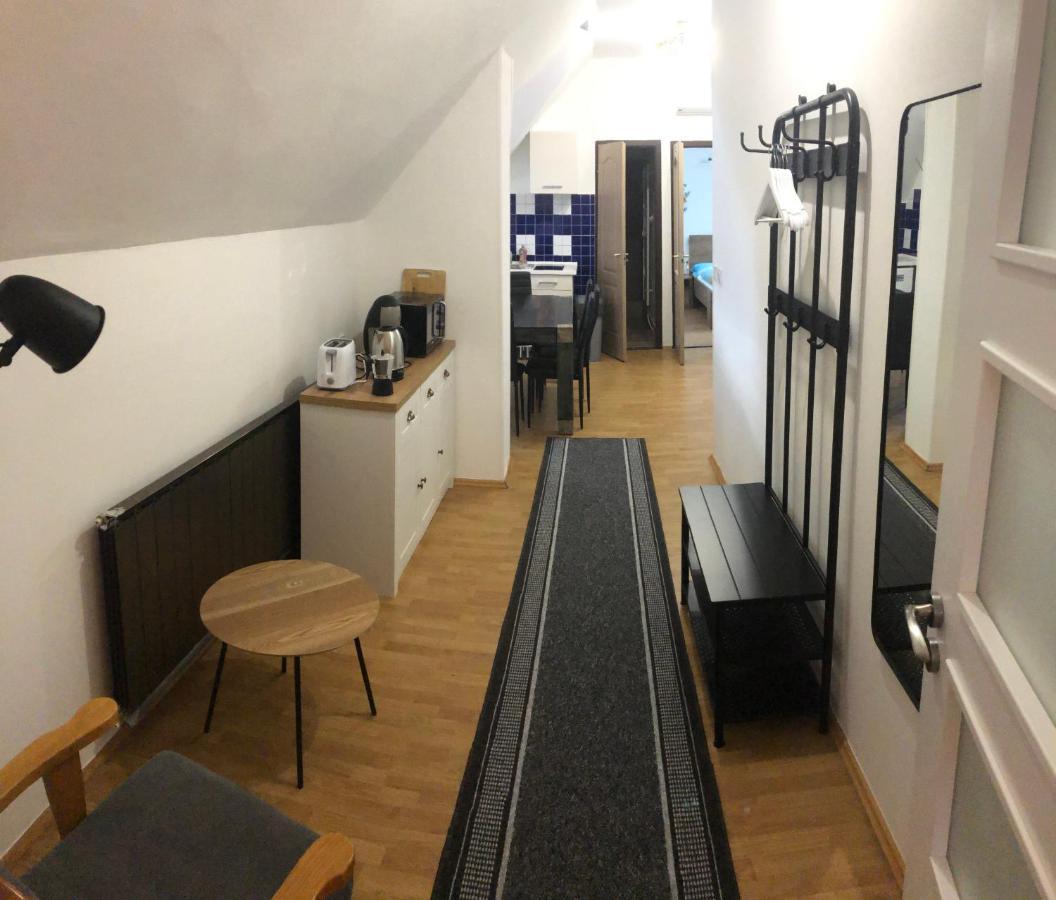 Petra Vendeghaz Hotel Szekszard Bagian luar foto